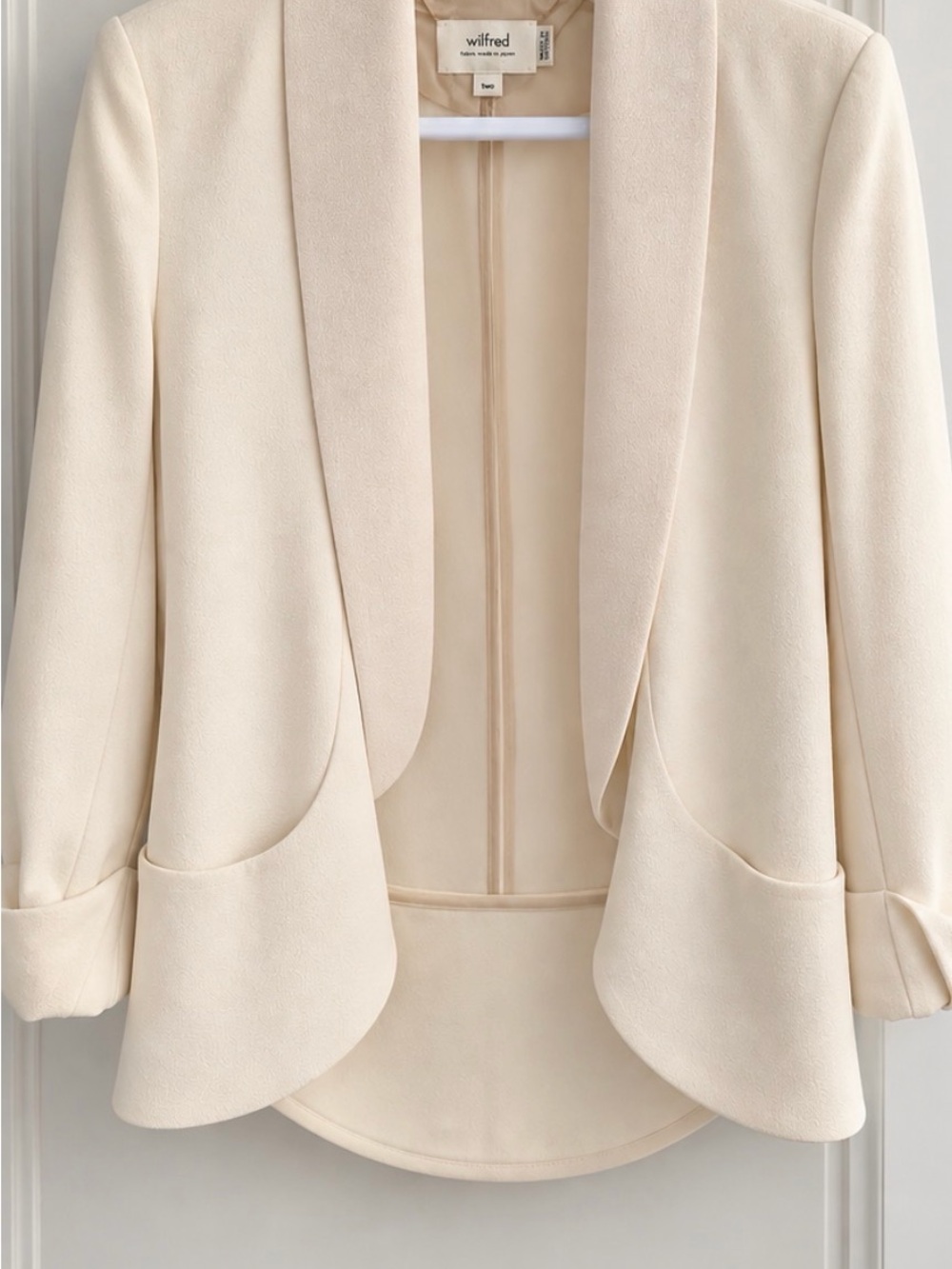 Wilfred Cream Chevalier Blazer in Japanese Frabric (size 2) Excellent condition